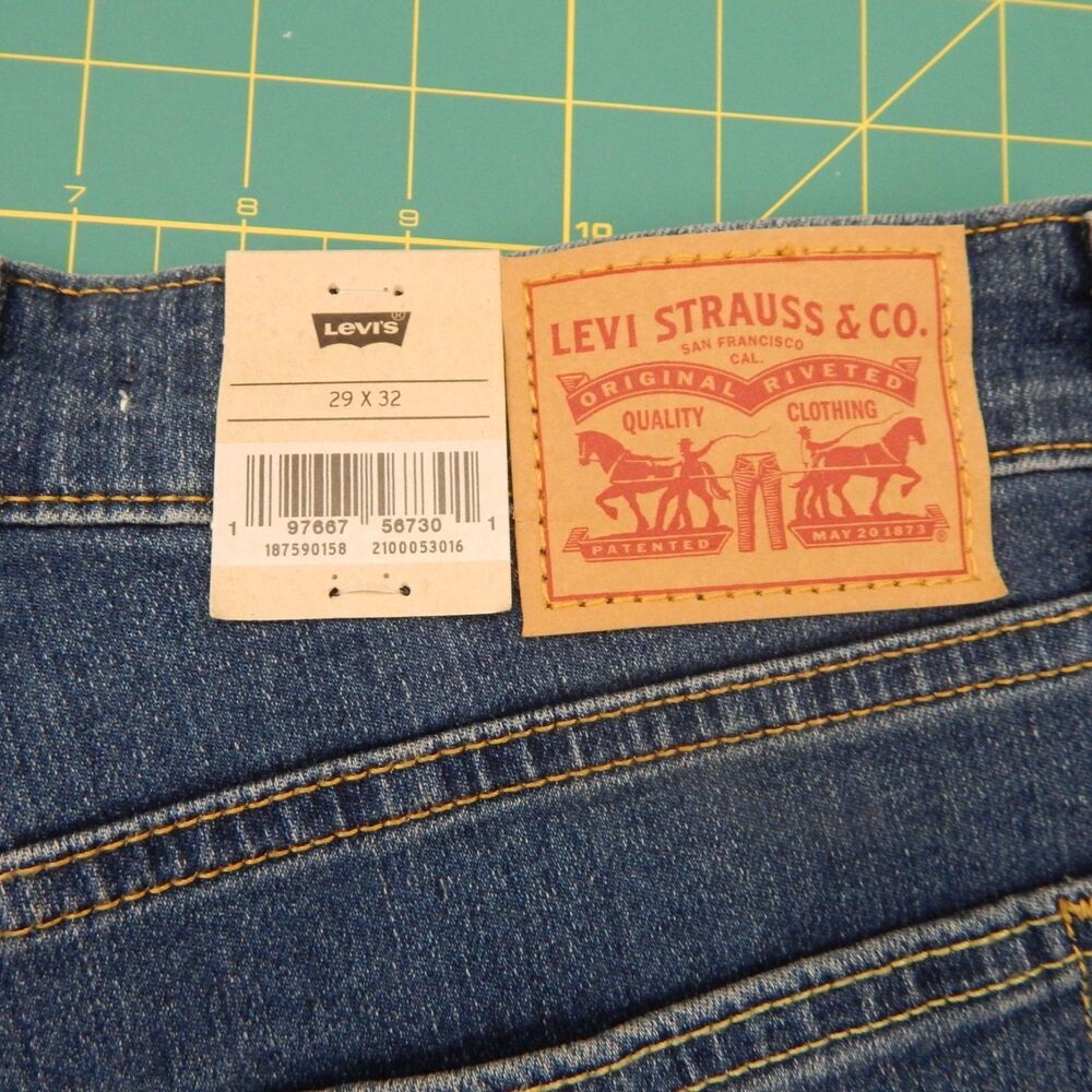 NWT Levi's 725 High-Rise Bootcut Jeans Woman’s Size 29 x 32 Dark Blue Tux Stripe - Picture 12 of 16